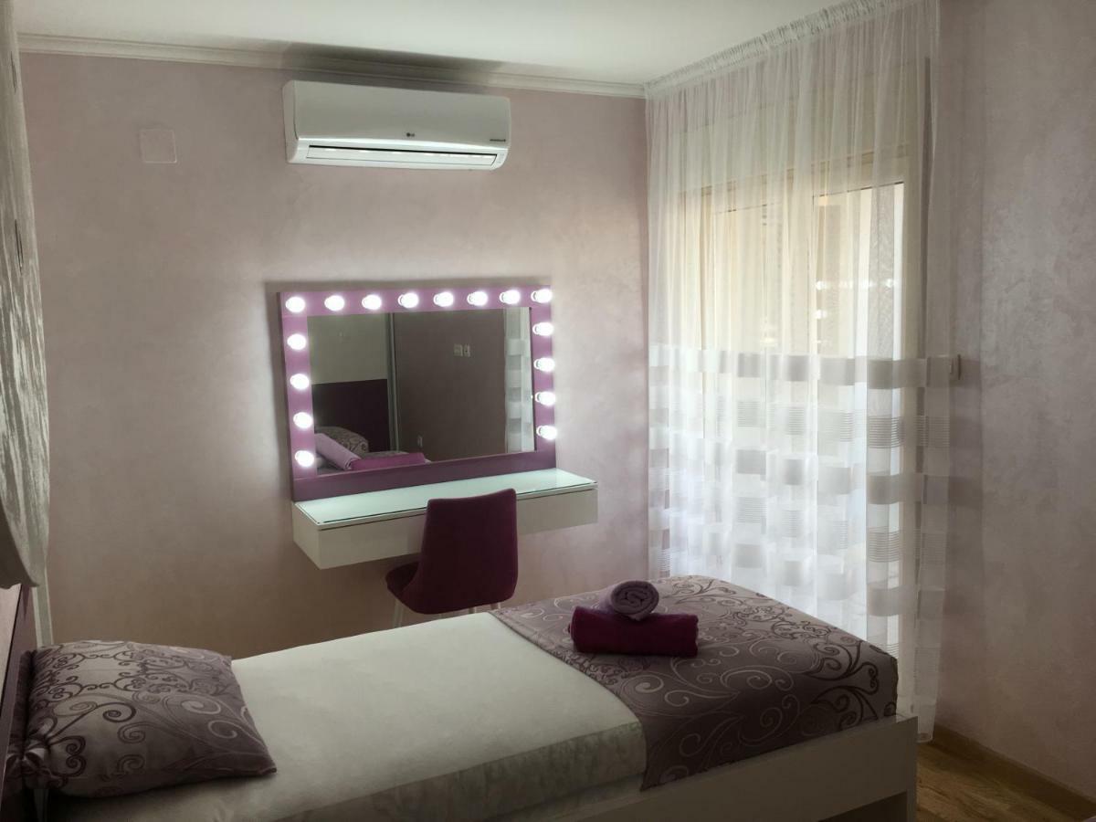 Panoramic Sea View 3-Bedroom Apartment 50 M From The Sea Будва Екстер'єр фото